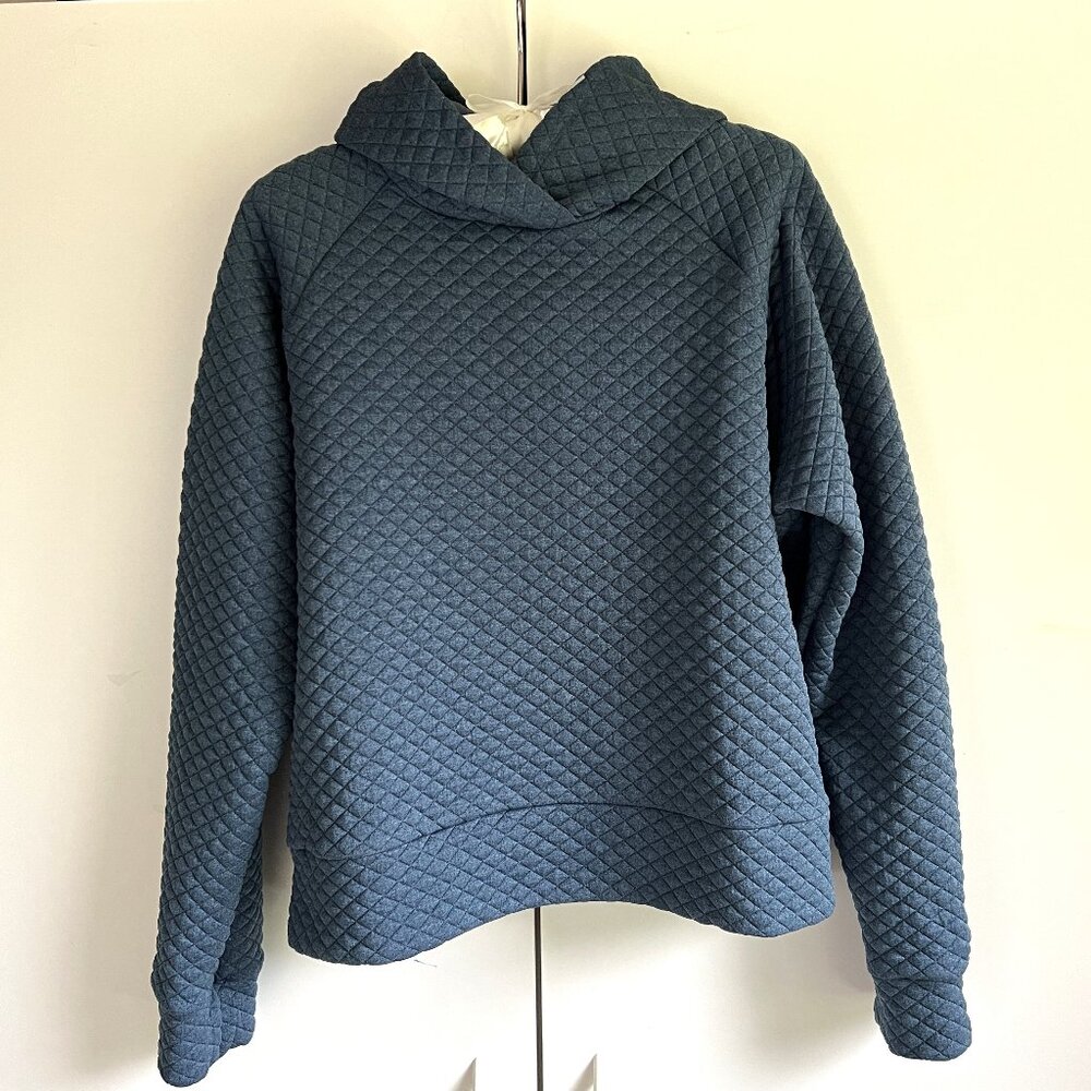 New Balance Blue Heat Loft Quilted Cropped Hoodie Size Medium Like New!